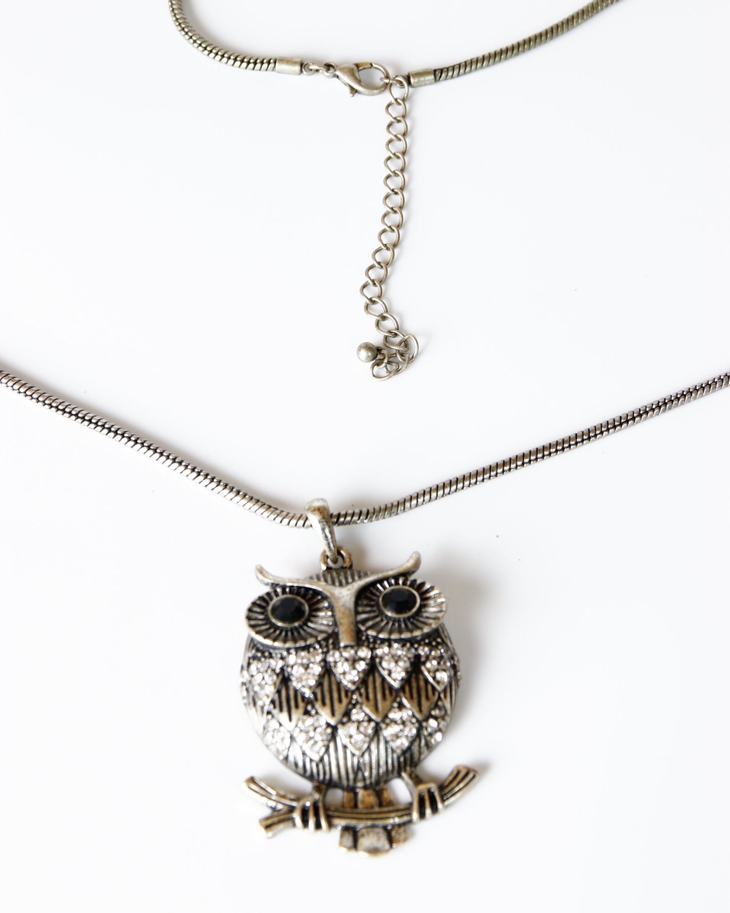 Vintage-Style Silver Tone Owl Pendant Necklace