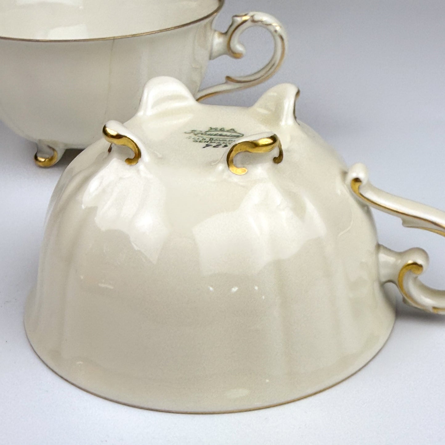 Vintage K&A Krautheim Footed Porcelain Teacups – Selb Bavaria Germany, Gold Trim, 1940s 1950s
