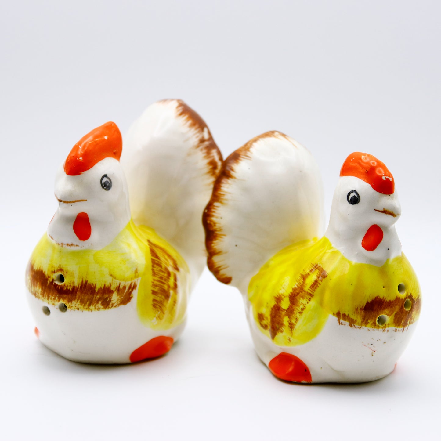Vintage Ceramic Rooster Salt & Pepper Shakers — Hand-Painted Folk Art Pair