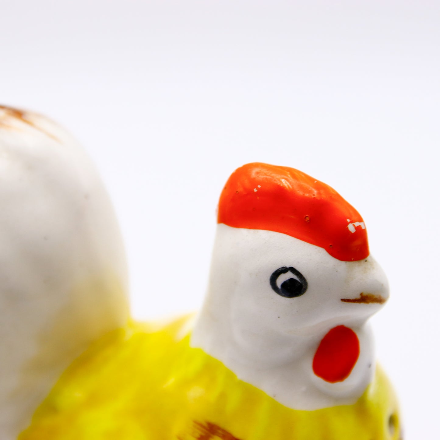Vintage Ceramic Rooster Salt & Pepper Shakers — Hand-Painted Folk Art Pair