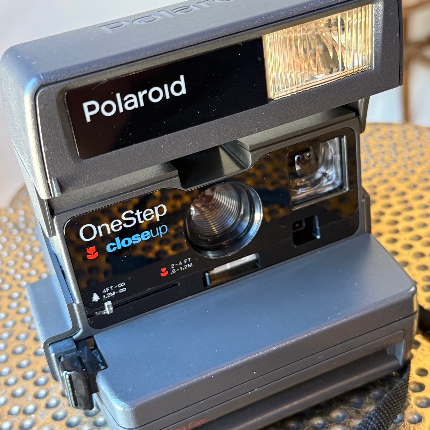 Polaroid OneStep Close Up Instant Camera – Vintage 600 Film, Untested