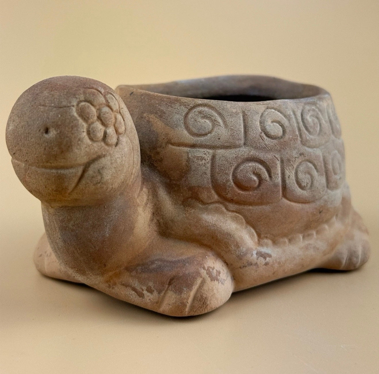 Vintage Mexican Clay Turtle Planter – Handcrafted Rustic Pottery